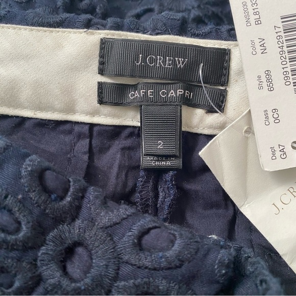 NWT J. Crew Women's Size 2 Blue Pinwheel Eyelet Cafe Capri Crop Ankle Pants - Picture 2 of 6